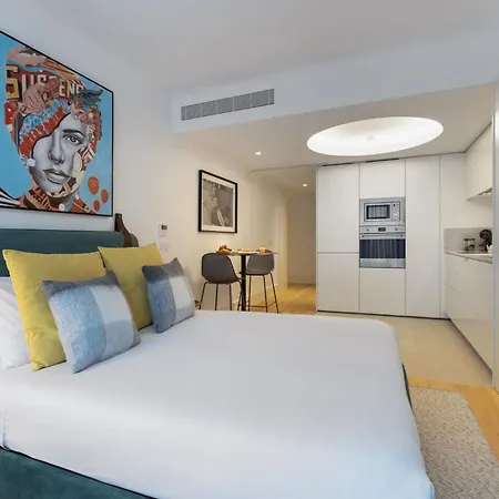 Formosa Apartment *